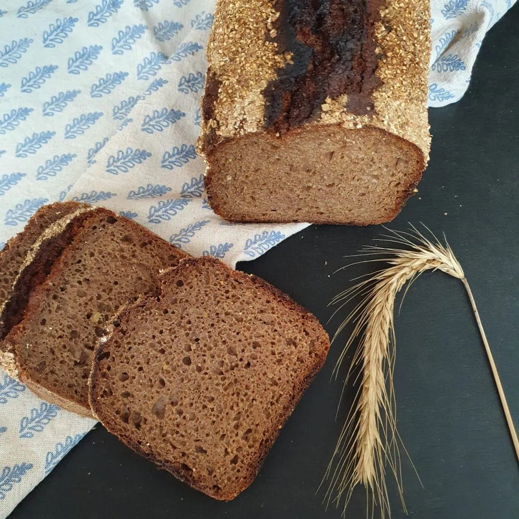 Roggen-Rotkorn mit Sauerteig