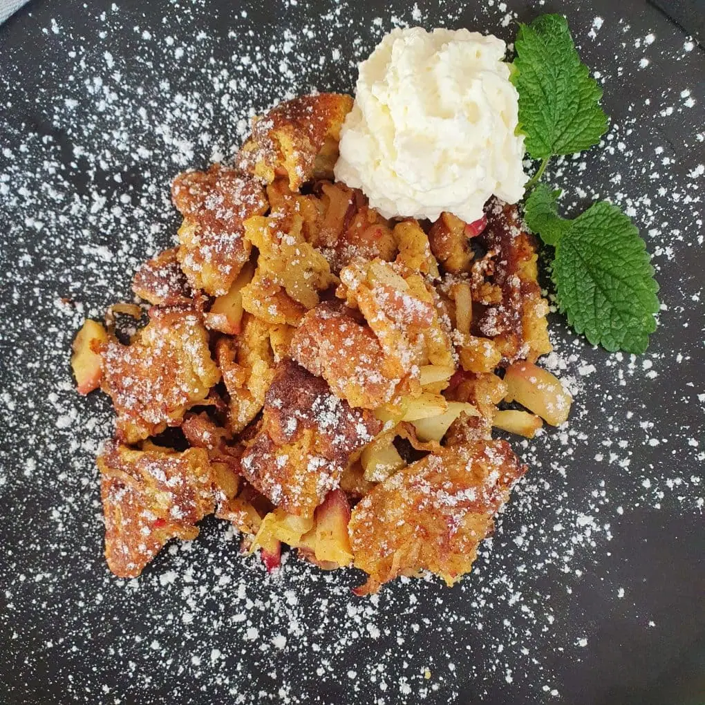 Kaiserschmarrn mit Vanille-Apfel