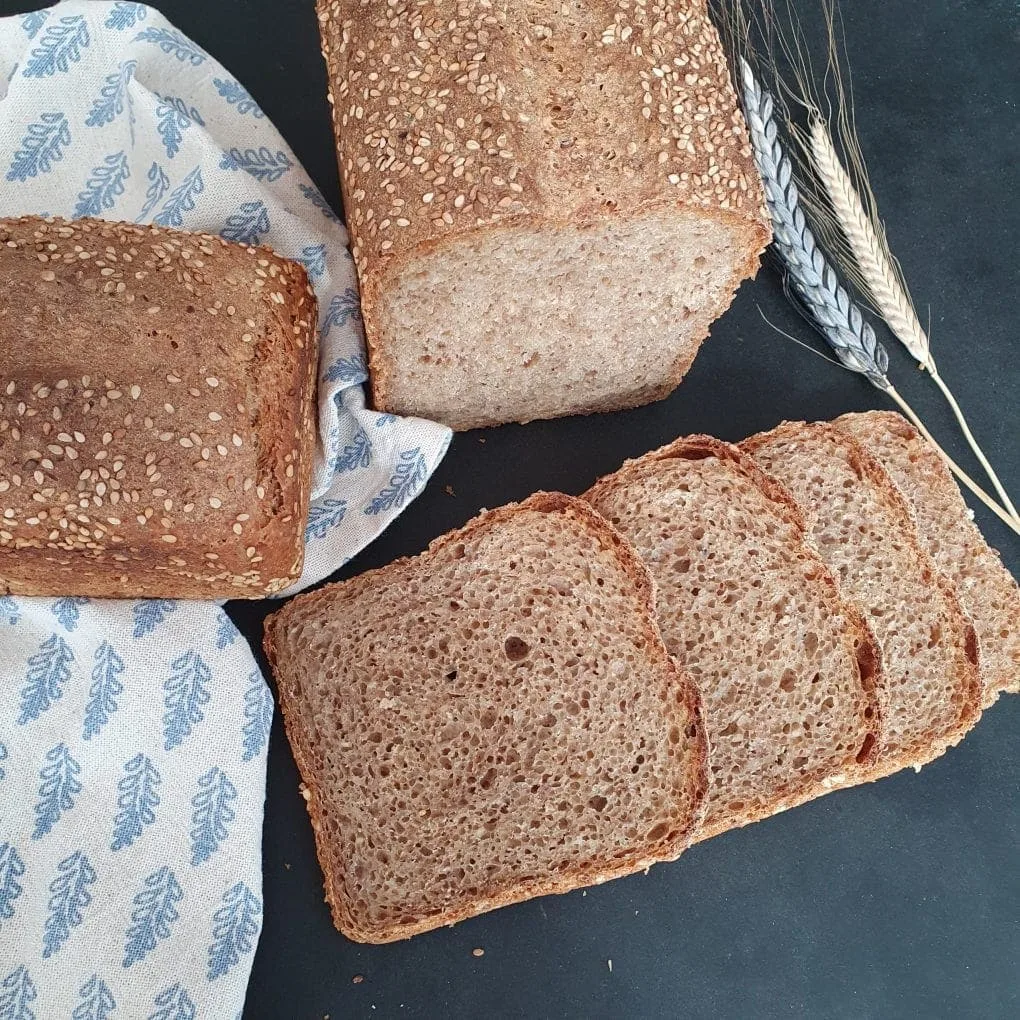 Wildbakers Gartenschaubrot serviert