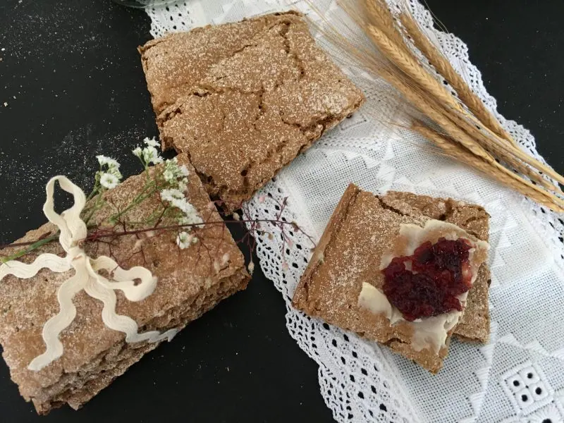 Einkorn Knäckebrot