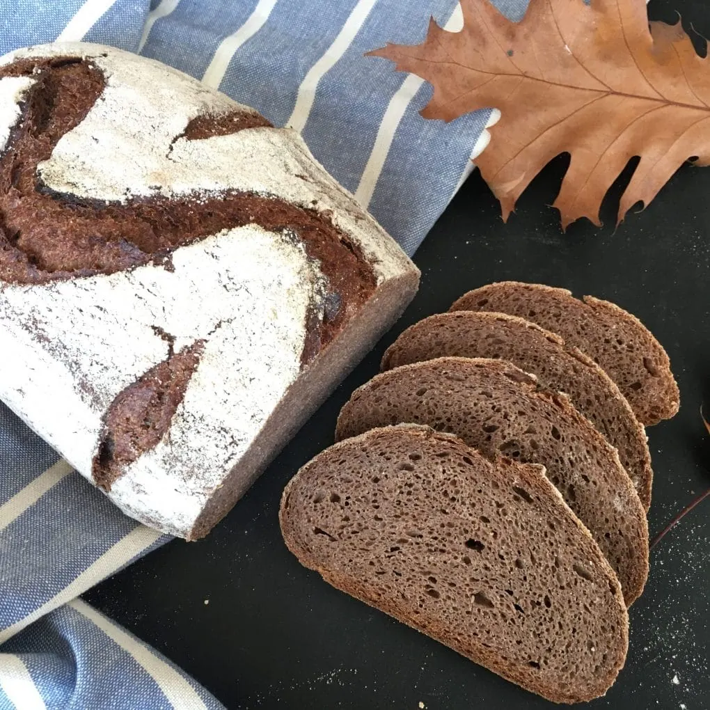 Herbstwaldbrot
