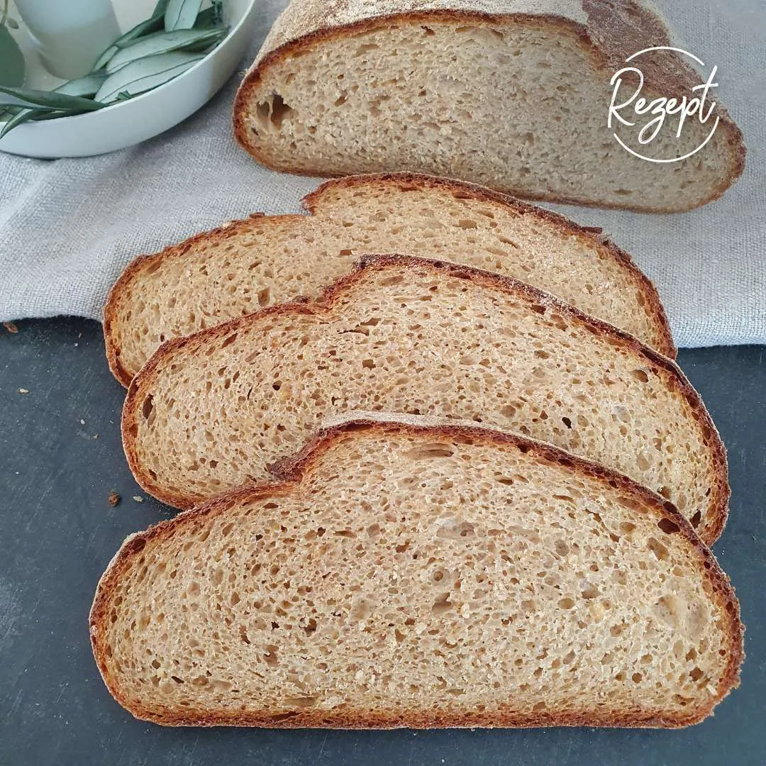 Brot aus Buttermilchkruste aufgeschnitten. BMK#1