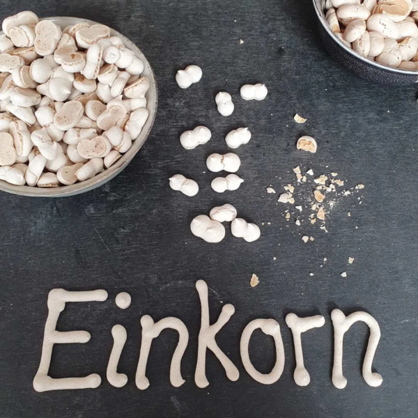 Einkorn Wibele und Buchstaben Einkorn aus wibele Teig