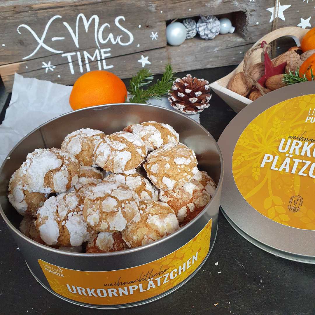 Orangen Laibchen aus Urkorn in Weihnachts Keksdose